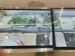 -嘎琉鲜切牛肉自助火锅