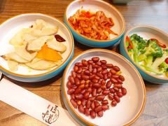 精品小菜-明洞阿姨·韩式酱蟹烤肉·创意料理(三元桥店)