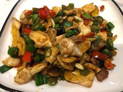 卜豆角炒藕尖-东方红酒楼(知春路店)