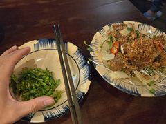 -Cục Gạch Quán
