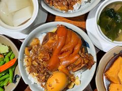 -红猪卤肉饭(大西洋美食城店)