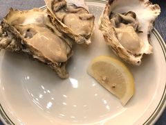 新西兰生蚝-广州花园酒店·凌璇阁旋转餐厅CAROUSEL360