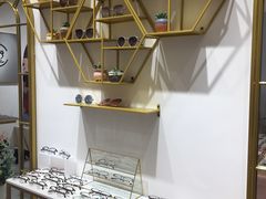 -肆兮眼镜·蔡司·徕卡战略合作店(大坪店)