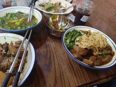 -CowCow其其·牛杂咖啡公司(六运店)
