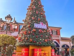 -佛罗伦萨小镇广佛名品奥特莱斯(疏港路店)