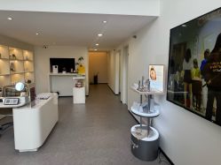 -JNK皮肤管理中心