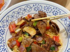 -李与白包子铺(桐梓林店)