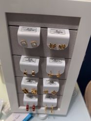 -Réluxe瑞兰穿耳(金光华广场店)