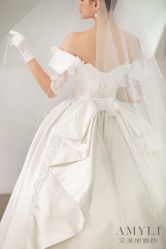 -艾米丽婚纱礼服
