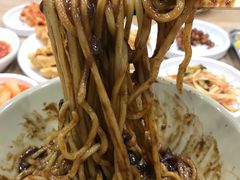 招牌炸酱面-喜来苑