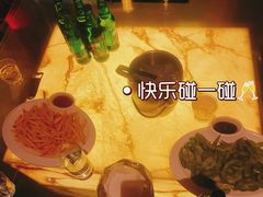 -一代天娇KTV(滇池路店)