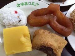 豌豆黄-老磁器口豆汁店(天坛店)