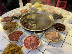 -储奇门鳝鱼火锅(总店)