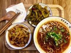 经典牛肉面-每碗面馆(新鸿安大厦店)