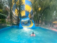 -白鹿温泉加勒比水上乐园