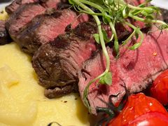 -JINNS锦时 steak&pizza(浸信会礼拜堂旧址店)