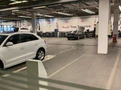-浙江中升裕迪奥迪4S店(西溪店)