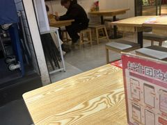 -魔都三兄弟酸辣粉·蘸卤炸串(虹桥万科店)