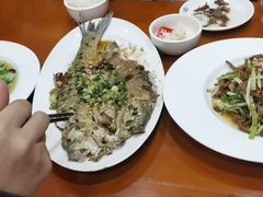 -漁耕小厨农家院(武当山店)