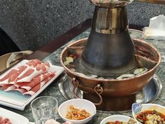 -楼外楼大刀肉传统火锅居(博学路店)