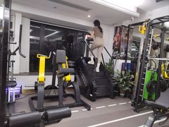 -简·无界健身工作室·运动康复·体态(石厦店)