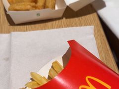 -麦当劳(中二横路店)