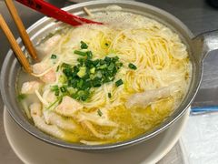 -铁锅哥米线
