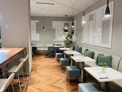 -潮一不贰·法式甜品·生日蛋糕·西式简餐(外滩店)