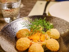 加拿大甜虾牛油果芥末脆丸子塔-SHADOWS•Bistro&Eatery(安福路店)