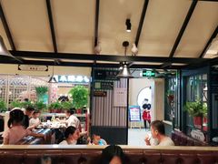 大堂-高第街56号餐厅(银座商城玉函店)