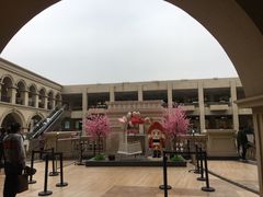 -王府井奥莱临潼小镇(临潼店)