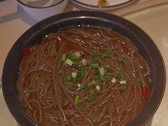 -帅巴人舅母子腊蹄民俗村