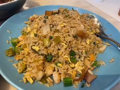 酸菜脆皮烧肉炒饭-港丽餐厅(高德置地店)