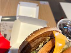 -麦当劳(南京路2店)