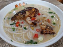 -长沙锅小小鱼粉(蓝色港湾店)