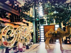 -钟书阁(松江泰晤士小镇店)