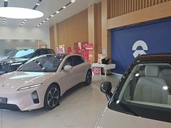 -蔚来体验中心(北京亦庄店)