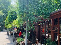 户外用餐区-猎人苑