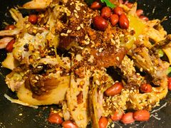 手撕扁担鸡-吃饭皇帝大土家民族菜(正大广场店)