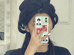 -金夫人化妆摄影职业培训学校