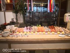 冻海鲜-大中华希尔顿酒店-念自助餐·嗨啤·小龙虾