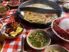 -赵美丽·重庆社区火锅·直营店(火车东站·中豪国际店)
