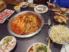 -沸炉重庆老火锅(军事博物馆店)