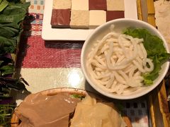 -慢丽江·云南野生菌土鸡锅(付家庄店)
