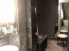-榛悦隆堡成都酒店(春熙路太古里店)