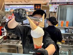 -极拉图·现制冰淇淋(大卫城店)