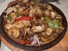 -小船渔村•大连菜•大连焖鱼(黄河路店)