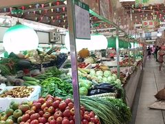 -滨海新区濒开里菜市场