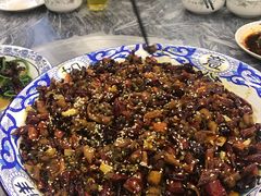 -江湖黑大兔(杨家坪店)