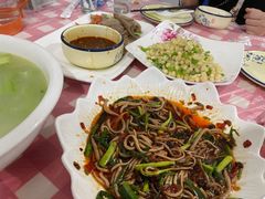 -洪霞餐馆
